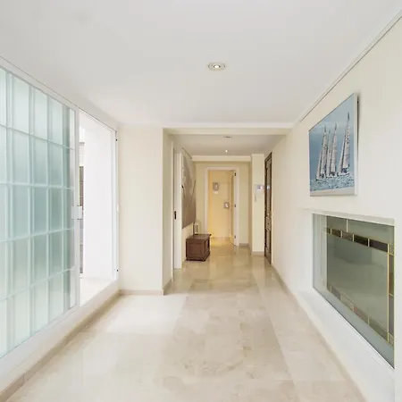 Apartment Seafront Ap Acuario Port de Pollenca