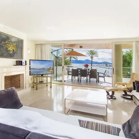 Apartamento Seafront Ap Acuario Puerto Pollensa